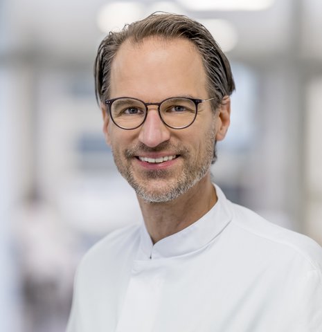 Dr. Holger Ahrens